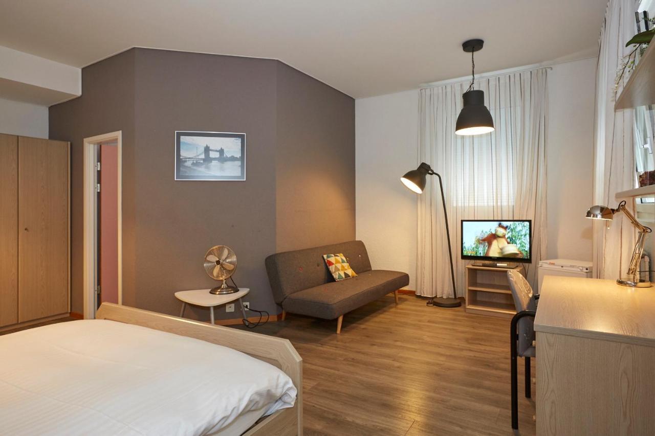 Les Chambres Du Ctn Plan-les-Ouattes Kültér fotó